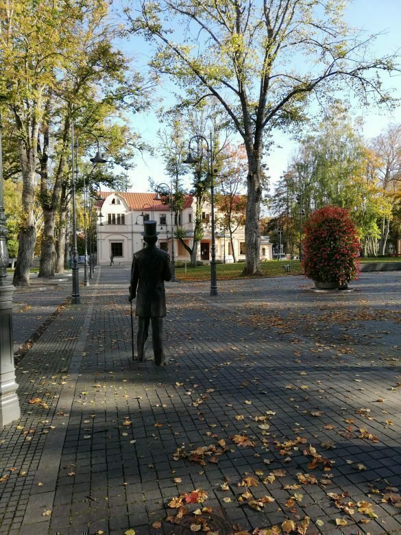 Ruduo grafų Tiškevičių alėjoje Palangoje