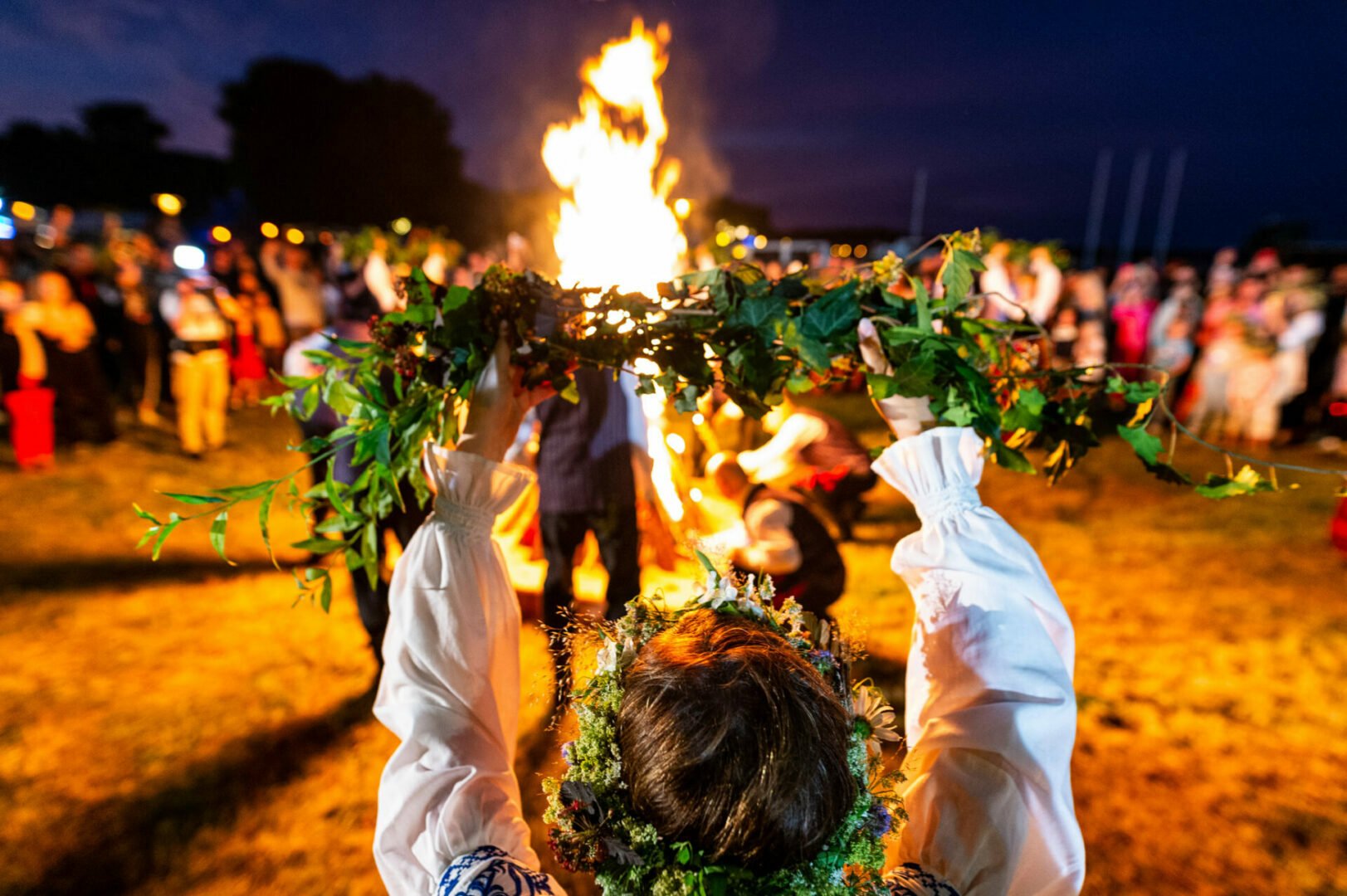 Joninės Kalėdinių stebuklų naktis vasarą We love Lithuania