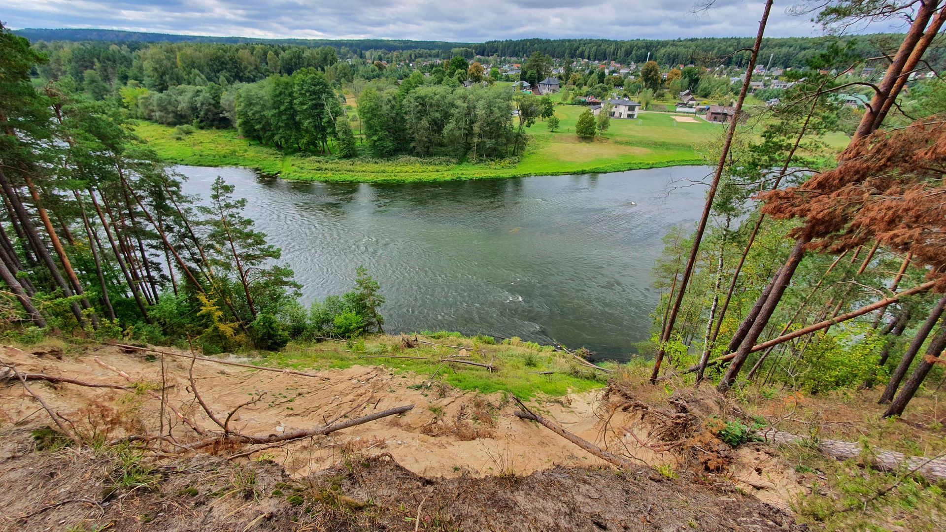 Sakiškių skardis, trip.lt