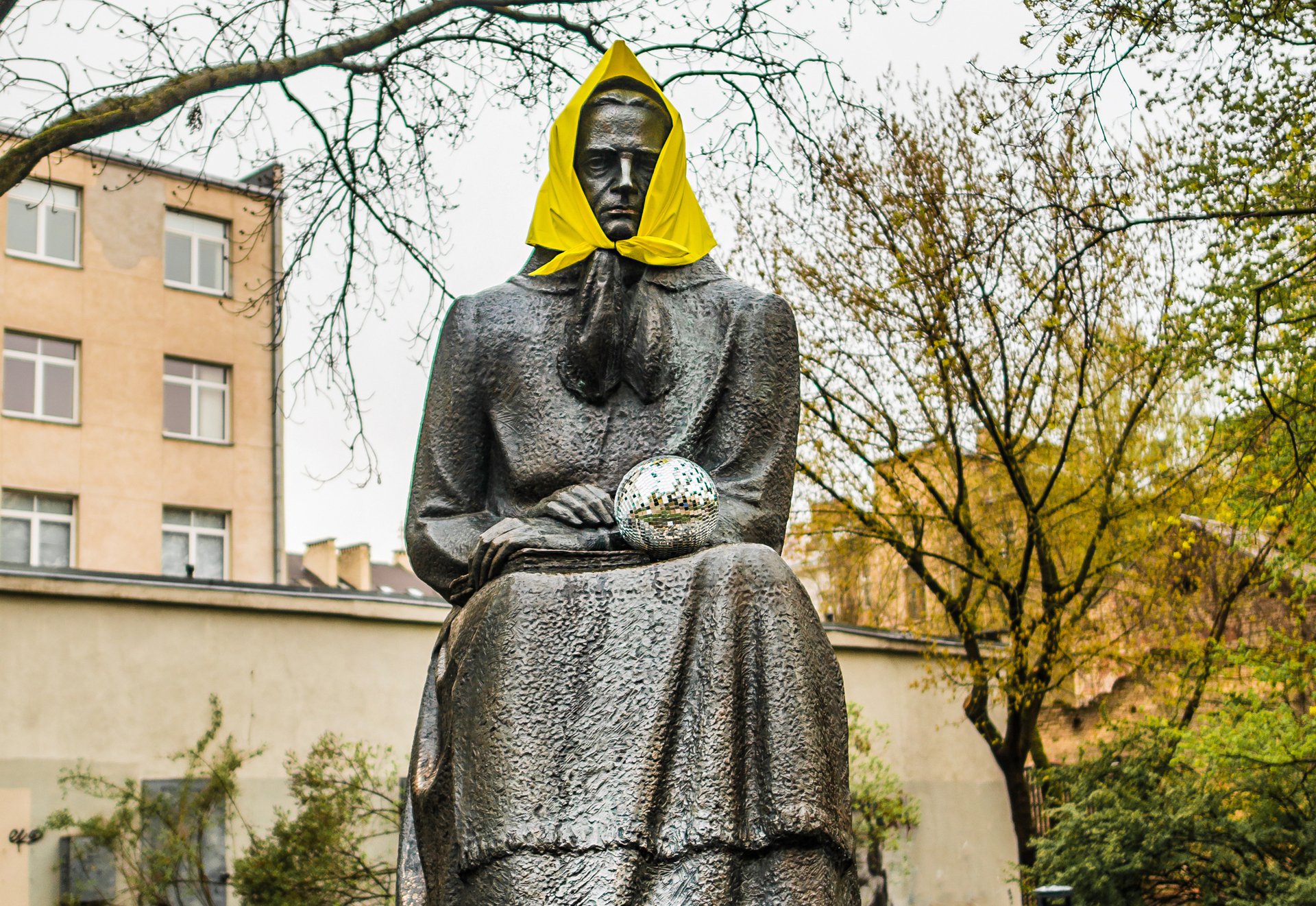 Eurovision Makeover Vilnius Dresses its Statues to Match Lithuanian